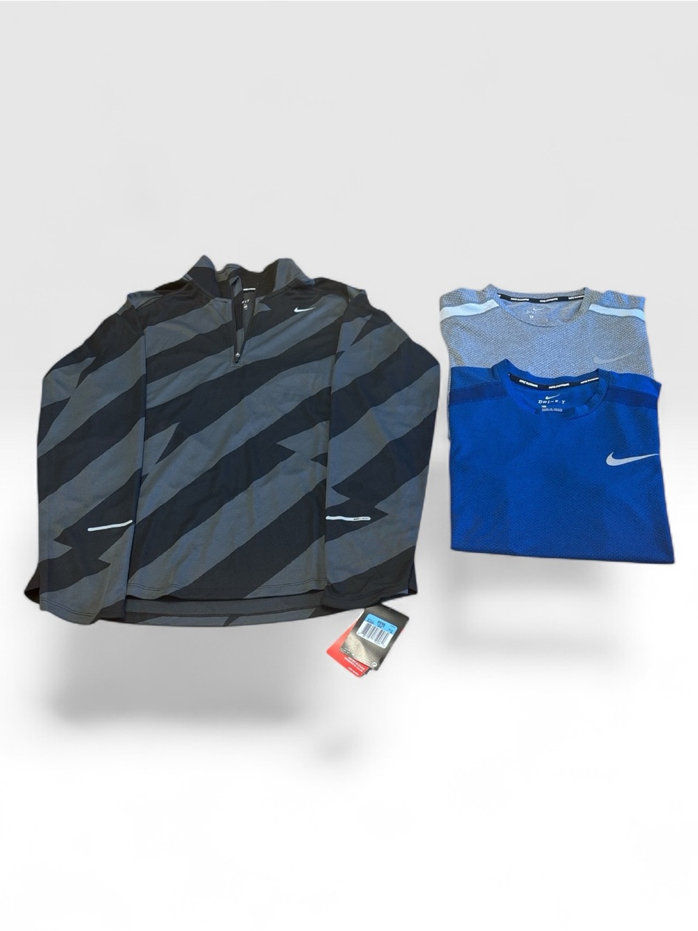 Nike Men’s Black & Gray Diagonal-Stripe Quarter-Zip + Blue & Light Gray Nike Top